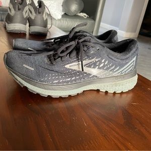 Men’s Brooks Ghost 13 running shoes size 7.5
